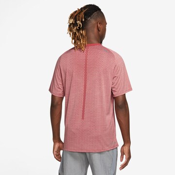 NIKE Functioneel shirt 'ADV' in Rood