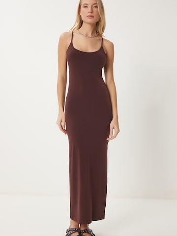 Happiness İstanbul Zomerjurk in Bruin: voorkant