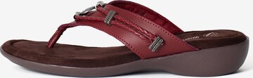 Minnetonka T-bar sandals 'Silverthorne360' in Red: front