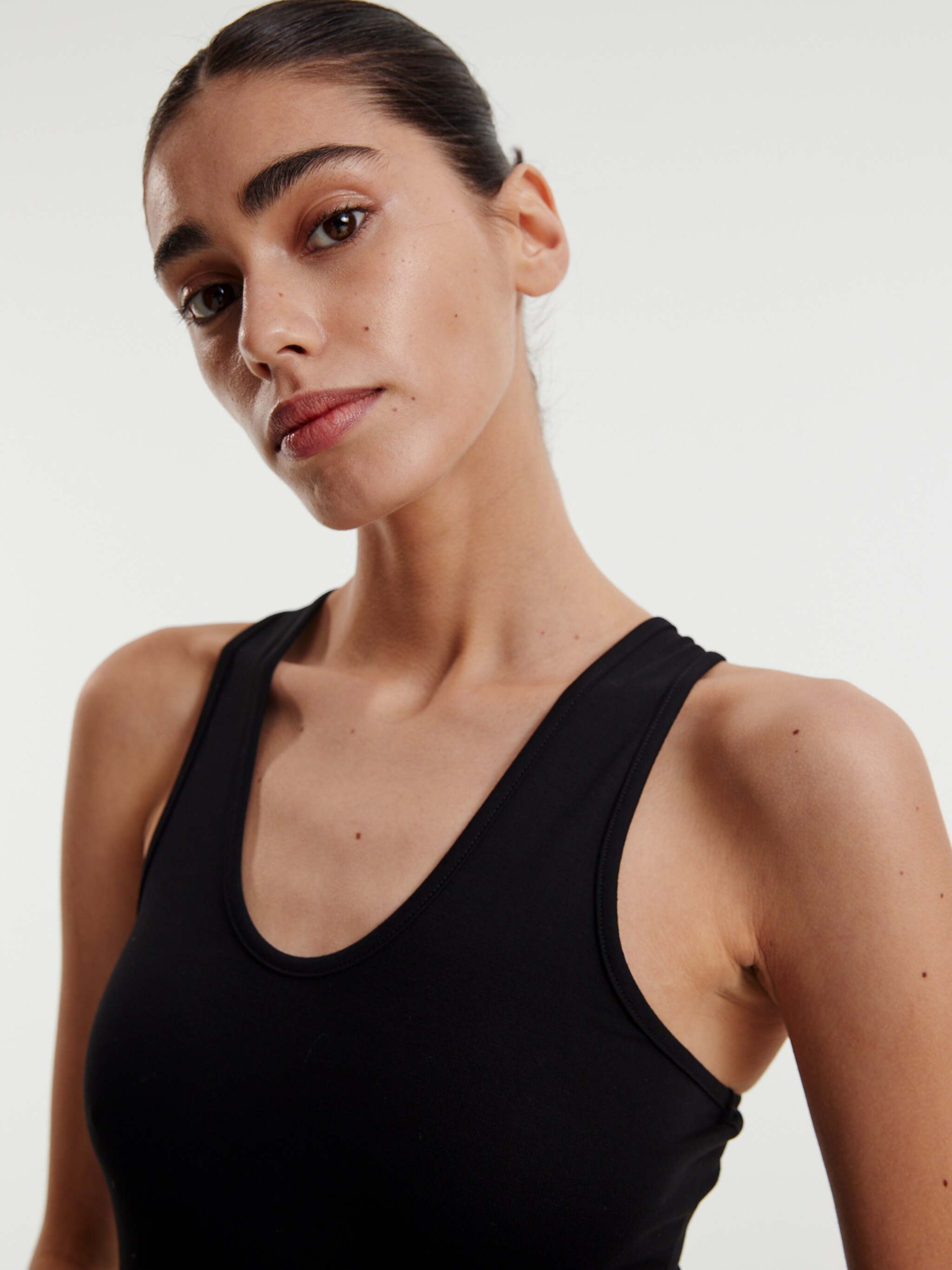 EDITED Produits Shirtbody 'Sita' noir