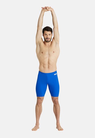 Pantaloncini sportivi da bagno 'TEAM SOLID' di ARENA in blu