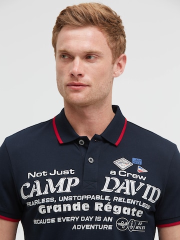 Maglietta di CAMP DAVID in blu