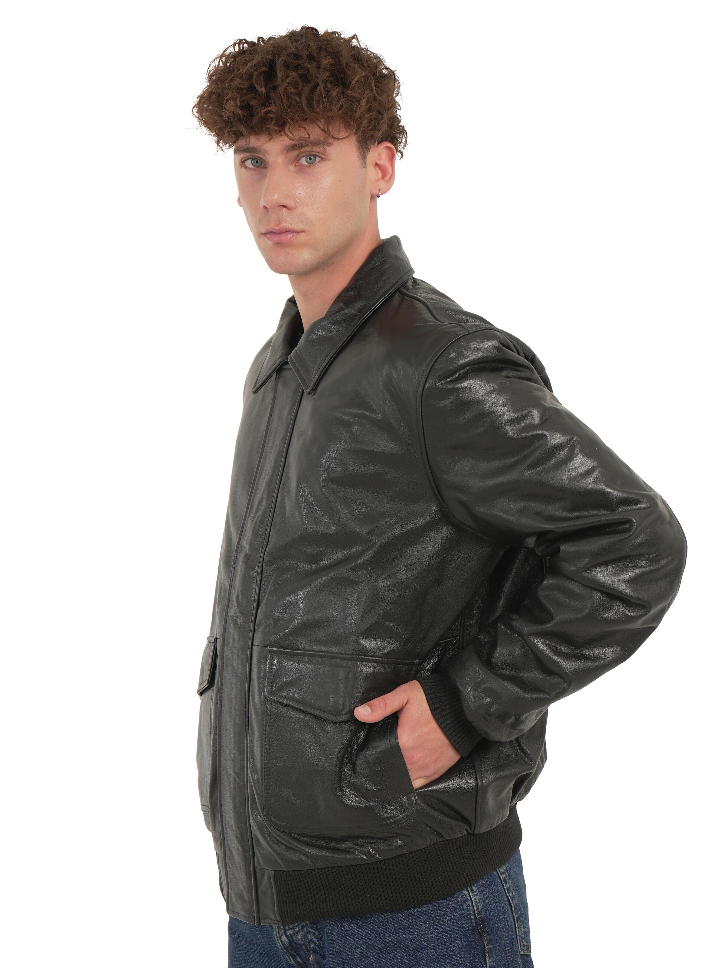 Giacca di mezza stagione 'Classic Bomber' di Chic and Clicks in nero