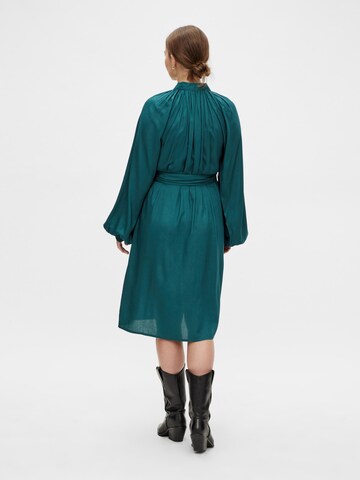 Robe-chemise 'Piper' MAMALICIOUS en vert