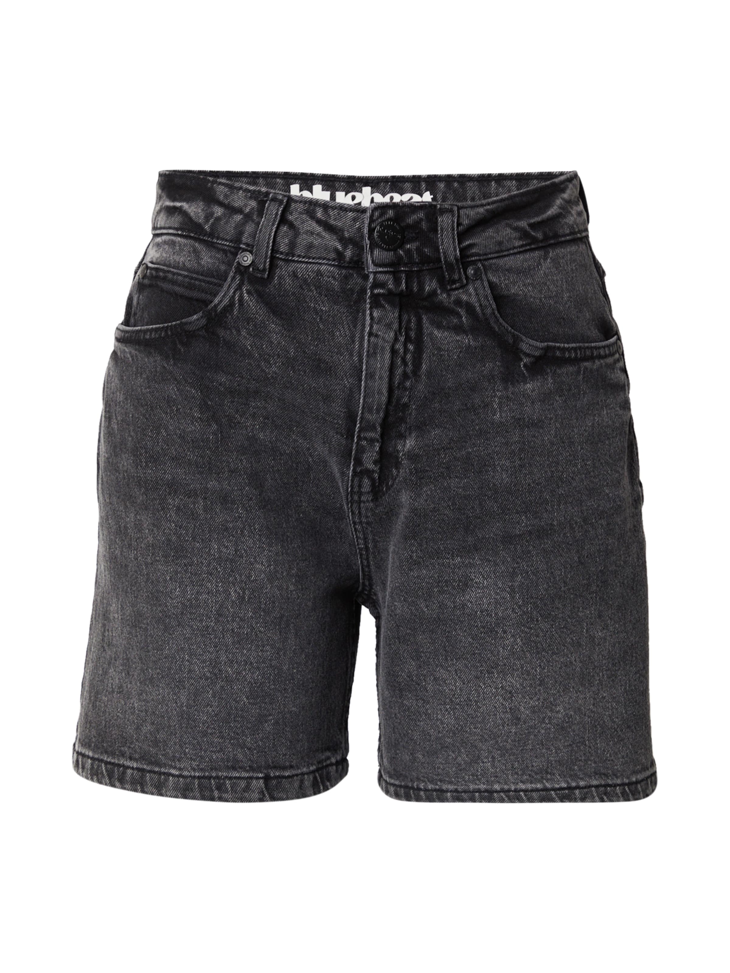 Sublevel regular Τζιν σε μαύρο: μπροστά