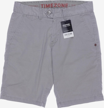 TIMEZONE Shorts in 30 in Grey: front
