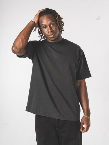 T-Shirt 'STONE WASHED BASIC TEE' ATELIER OF FAITH en gris : devant