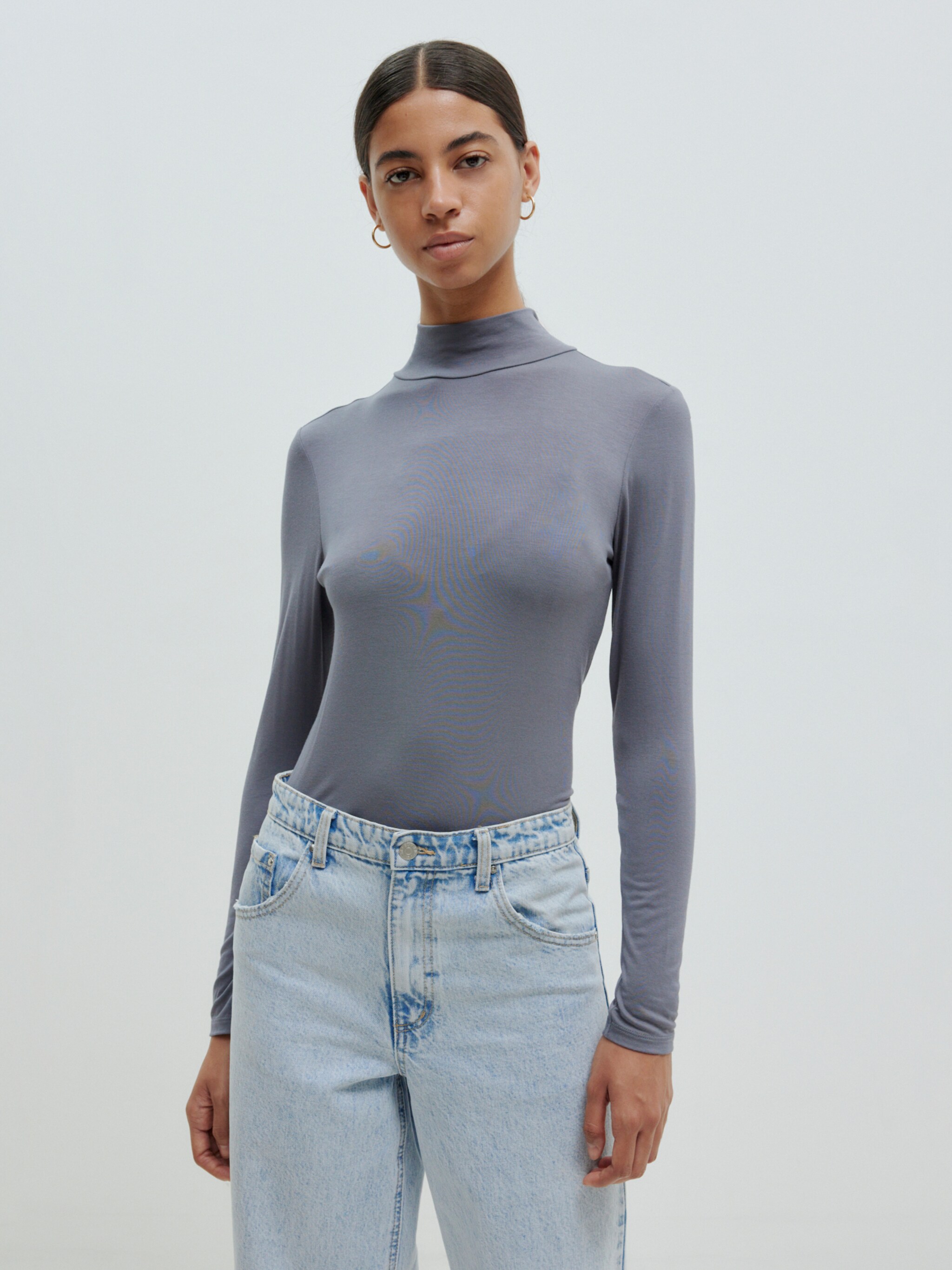 EDITED Produits T-shirt 'Cassandra' gris