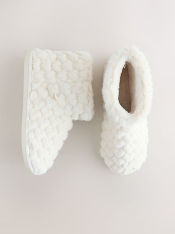 Next Тапки в Белый