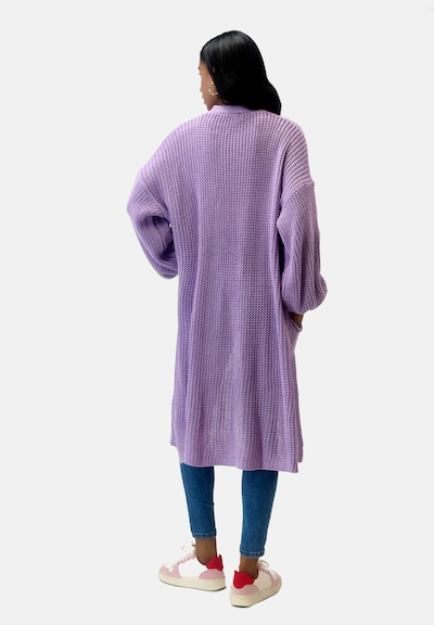 Elara Strickjacke in XS-XL in lila, Produktansicht