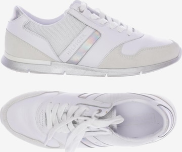 TOMMY HILFIGER Sneakers & Trainers in 41 in White: front