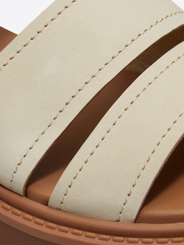 TIMBERLAND Páskové sandály – béžová