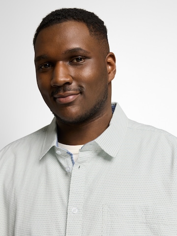 TOM TAILOR Men + Regular fit Button Up Shirt in White
