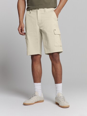 No Excess Regular Trousers in White: front