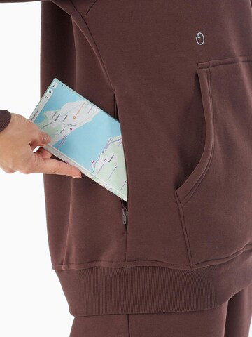 Organication Sweatshirt in Brown