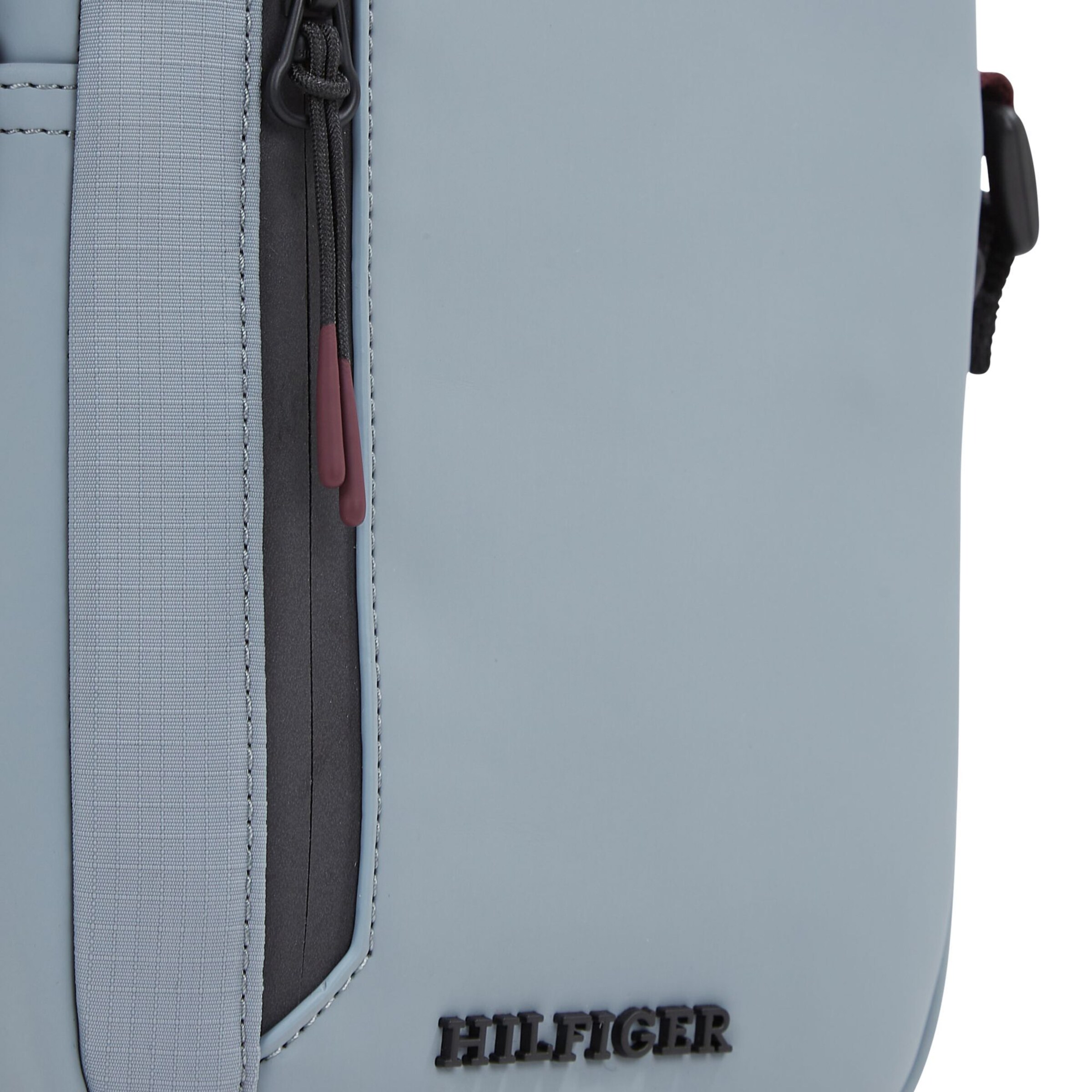 TOMMY HILFIGER Crossbody Bag in Blue