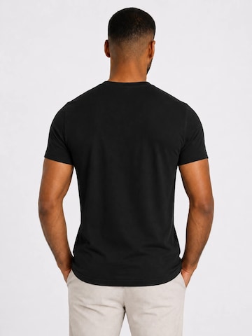 Madnezz House Shirt in Black