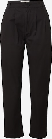 Thinking MU Regular Pleat-Front Pants 'Rina' in Black: front