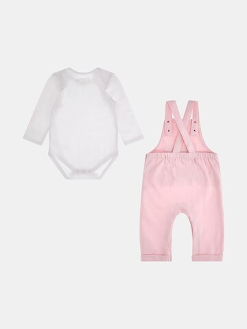 GUESS Set in Pink