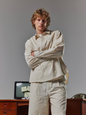 !Solid Comfort fit Button Up Shirt 'SDTucker' in Beige