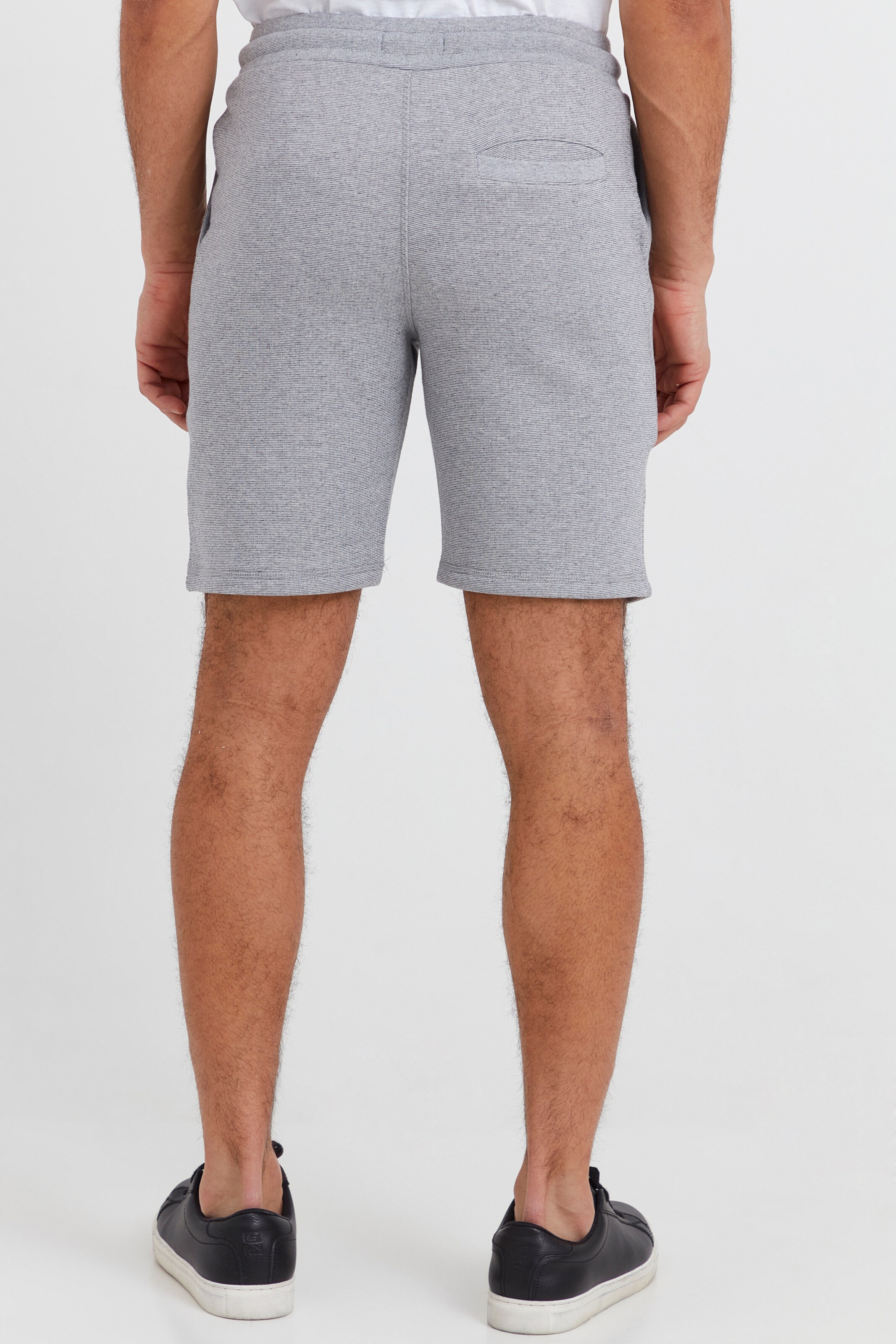 Männer Hosen Solid Sweatshorts 'Nafko' in Grau - SK43174 Männer Hosen Solid Sweatshorts 'Nafko' in Grau - SK43174