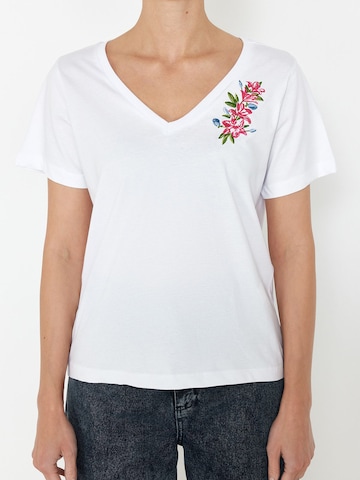 T-shirt Trendyol en blanc