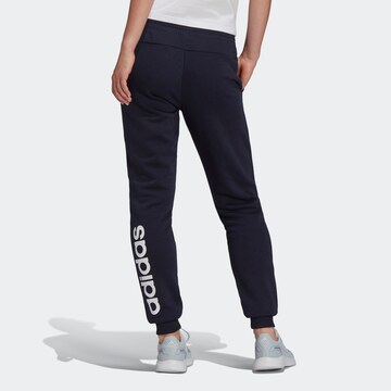 ADIDAS SPORTSWEAR Loosefit Sportovní kalhoty 'Essentials French Terry Logo' – modrá