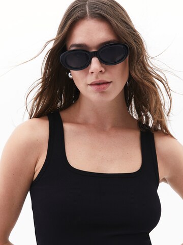 OXXO Top in Black