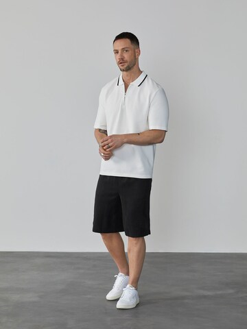 DAN FOX APPAREL Regular Shorts 'Miguel' in Schwarz