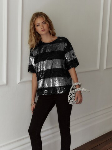 Next T-Shirt in Schwarz