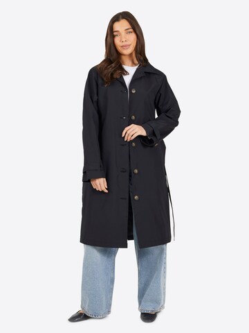 Cappotto di mezza stagione di BRAVE SOUL in nero