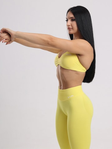 neverover - Bustier Sujetador deportivo 'Hue Minimal Strappy Bra' en amarillo