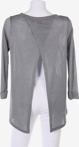 Morgan Sweater & Cardigan in S in Grey: front