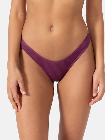 Tazzio String 'F902' in Lila