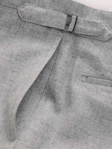 Next Regular Hose in Grau