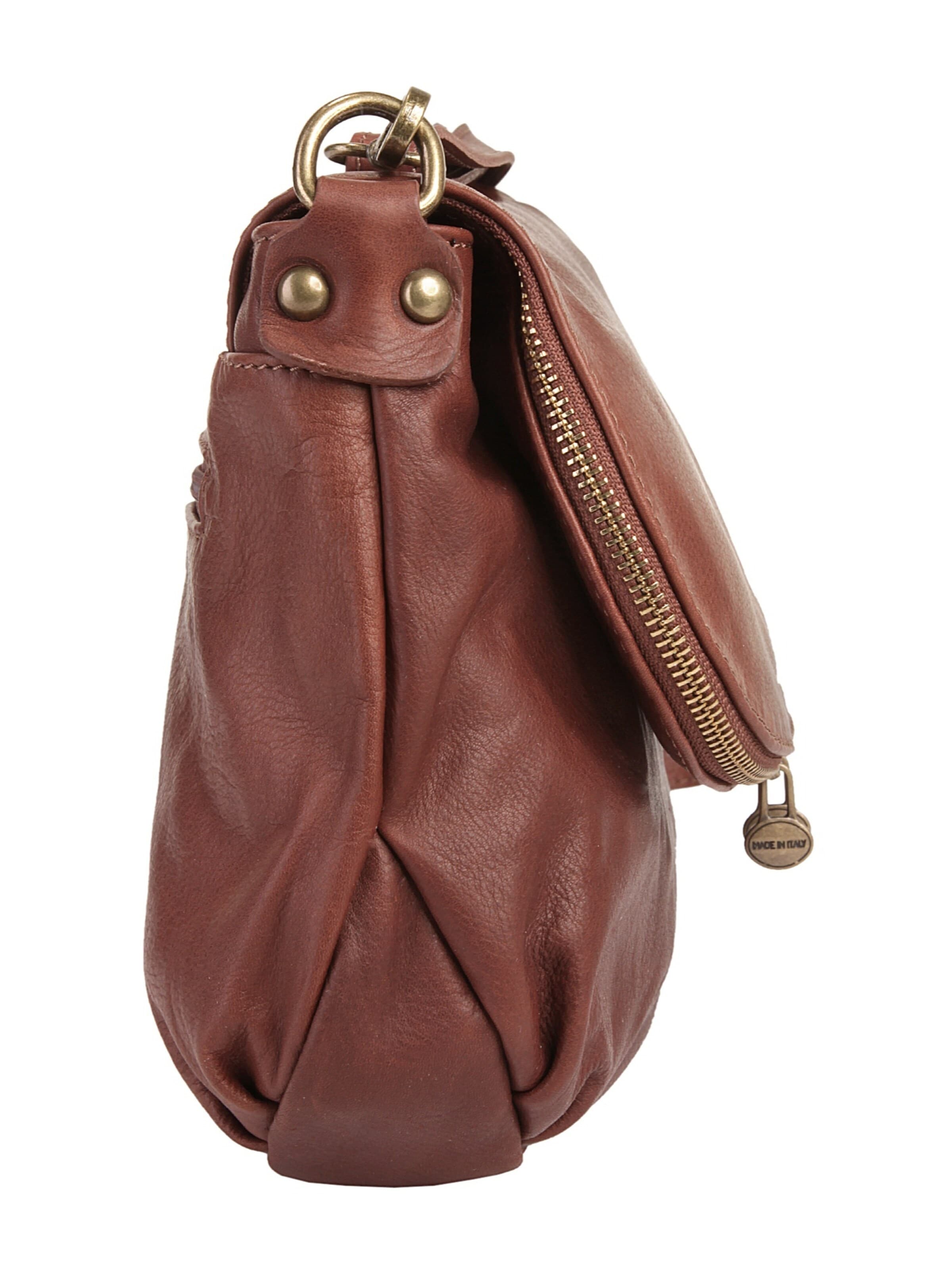 piké Crossbody Bag in Brown