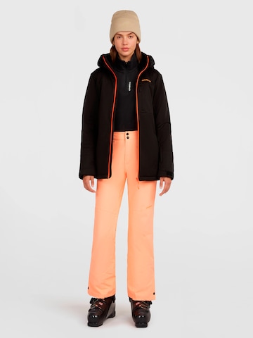 O'NEILL Slimfit Outdoorbroek in Oranje