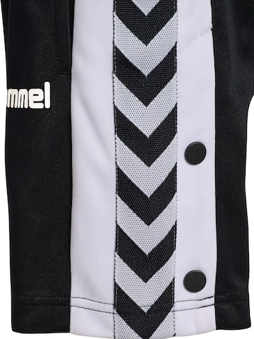 Hummel Regular Sports trousers in Black