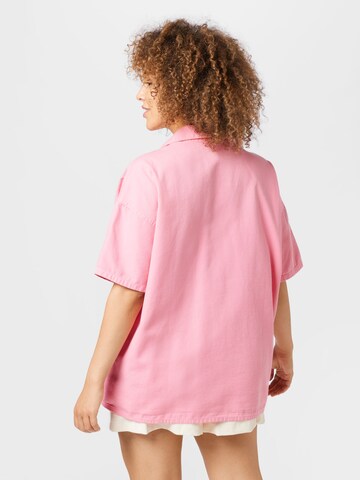 Tommy Jeans Curve Bluse in Pink