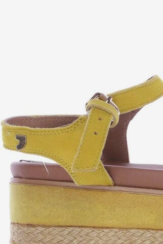 GIOSEPPO Sandals & High-Heeled Sandals in 36 in Yellow