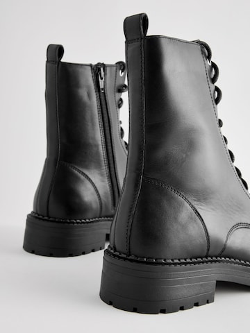 Bottines à lacets 'Signature Comfort®' Next en noir