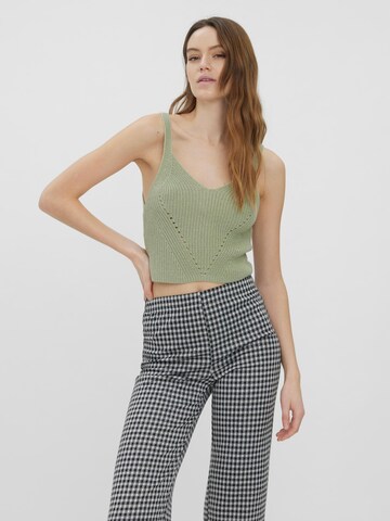 Top in maglia 'NEW HENJA' di VERO MODA in verde: frontale