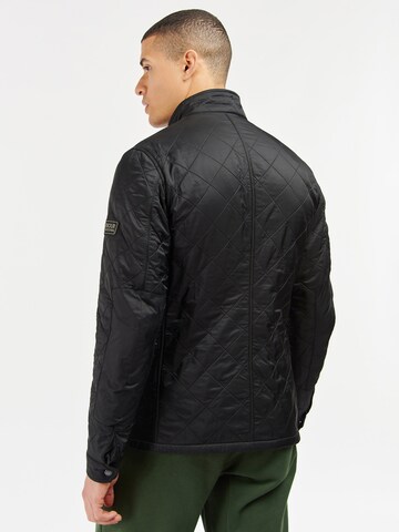 Barbour International Jacke in Schwarz