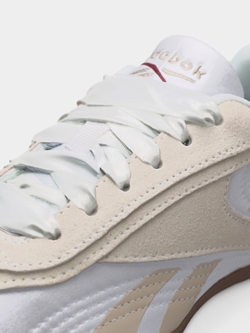 ReebokNiske tenisice 'ULTRA LO' - bijela boja