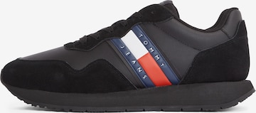 Tommy Jeans Platform trainers 'Essential' in Black: front
