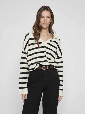 Pull-over VILA en blanc : devant