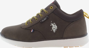 Baskets basses U.S. POLO ASSN. en marron : devant