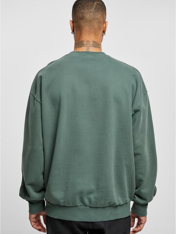 Urban Classics Sweatshirt in Groen