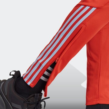 ADIDAS SPORTSWEAR Slimfit Sporthose 'Tiro' in Rot
