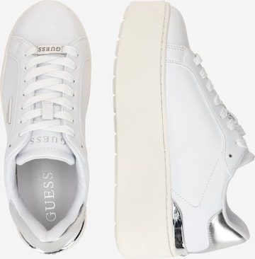 GUESS Sneaker 'WILLEN' in Weiß